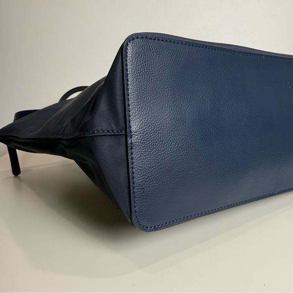 Kate Spade “Hayden” Nylon Tote bag in Navy Blue - Picture 8 of 16